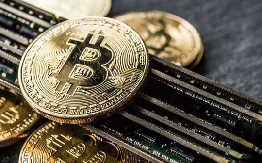 比特币暴跌原因分析：深度解析引发比特币价格大幅下跌的多重因素！