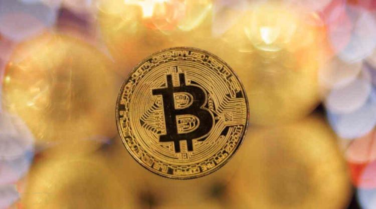 比特币冲高至37500美元，以太坊突破2000美元！SOL、XRP、DOGE价格上涨原因解析
