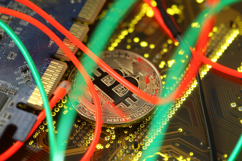 英国加密货币矿商Argo Blockchain为何暴跌14%？增发股票与卖设备筹资背后原因是什么？